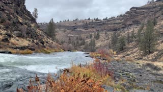 Central Oregon – Steelhead Falls – River Canyon Valley Basin – 4K