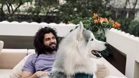 vijay devarakonda with his pet