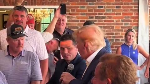 Trump jams to Rich Men North of Richmond with the crowd