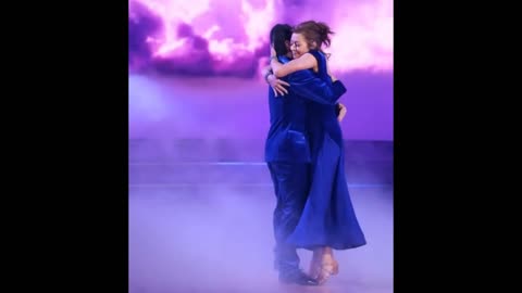Alyson Hannigan 2nd Dance Performance In Semifinal on Dancing With The Stars 28th November 2023