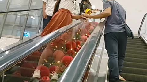 TOUCHING STRANGERS HAND ON AN ESCALATOR (GONE WRONG)