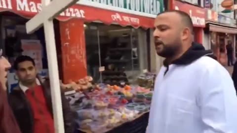 Muslim Declares They're Taking Over The UK