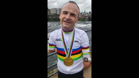 Para-cyclist champion responds after being given watch