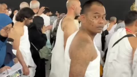 TATTOOED MUSLIMS IN MECCA!🕋 😮 #shorts