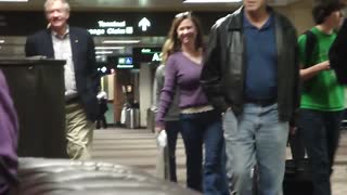 Drunk Girl Arrested at Phoenix Airport