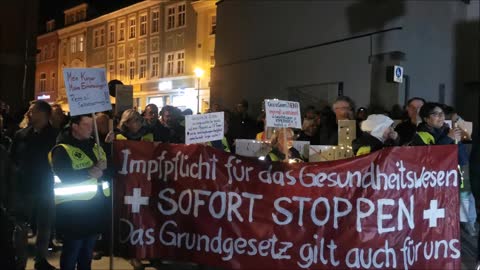 88. MAHNWACHE - BAUTZEN, Kornmarkt, 10 10 2022 - SPAZIERGANG, Start, Ankunft