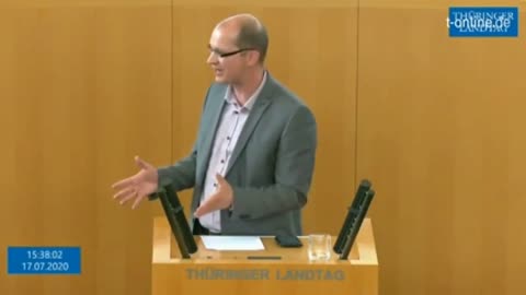 !! TOTAL-EKLAT im Thüringer Landtag_ Bodo Ramelow (Linke) zeigt AfD-Mann Mittelfinger und beschimpft