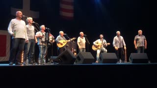 Port Isaac's Fisherman's Friends singing Drunken Sailor