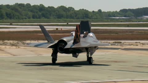 First F-35B Vertical Takeoff Test