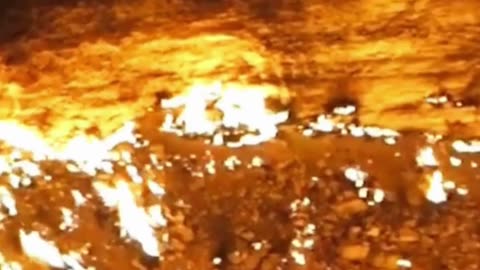 The Darvaza Gas Crater: A Glimpse into the Inferno