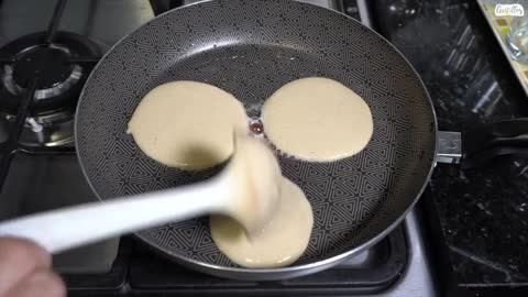 CON 2 PLATANOS Y 2 HUEVOS HAZ ESTE DESAYUNO SÚPER FÁCIL