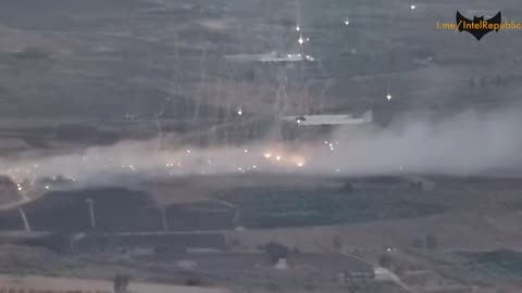 AIR-BURSTING WHITE PHOSPHORUS over South Lebanon as deadly stars float to ground and ignite