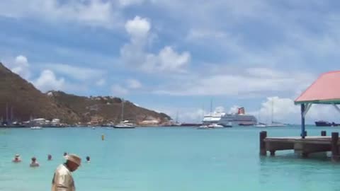 Overview of Philipsburg, St Maarten Beach In 2006