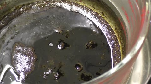 Making Rick Simpson Oil Concentrate Is Boiling Double Boiler Method