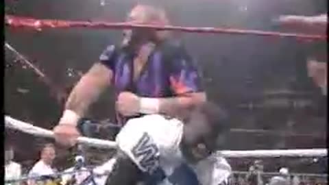 WWF Lawrence Taylor VS Bam Bam Bigelow