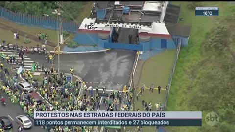 Manifestações: Brasil contabiliza 118 trechos interditados e 27 bloqueados | SBT Brasil (02/11/22)