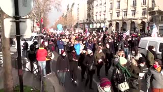 French teachers strike over COVID policy