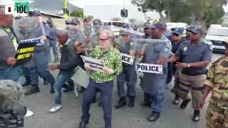 Watch: 'Ramaphosa Must Go' Protesters removed ahead of MP's vote on Phala Phala report