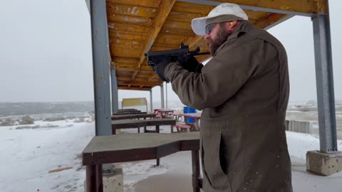 Flux Defense Raider and glock fun shooting