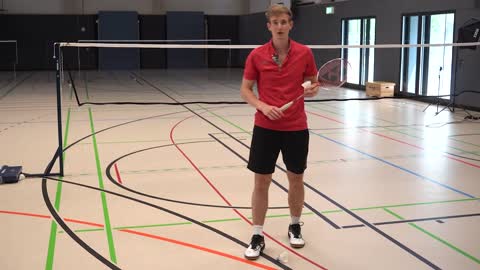 How to Pick Up a Shuttle with your Badminton Racket | Easy and Pro