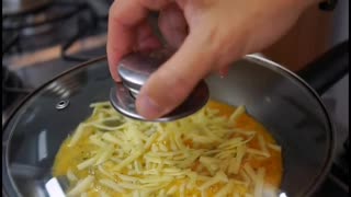 23-Pão com queijo e ovo na frigideira como lanche