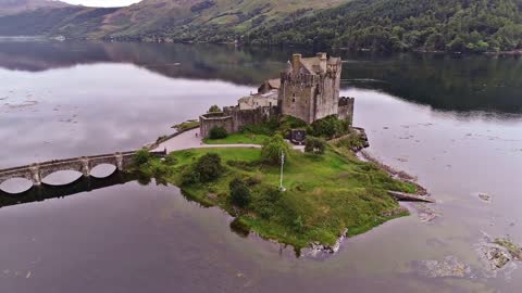 BEAUTIFUL SCOTLAND (Highlands / Isle of Skye) AERIAL DRONE 4K VIDEO