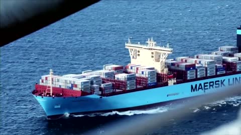 Maersk sees signs of loomin