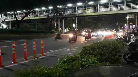 flow of traffic at night