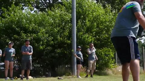 Baseball_ Amerikaner zeigen Ostfriesen, wie es geht