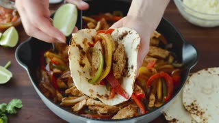 How to Make Easy Chicken Fajitas in Minutes - Quick and Simple Recipe