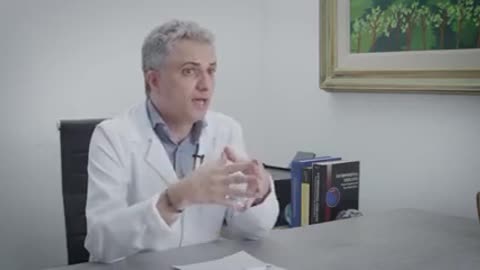 Médico explicando a farsa do covid como plano de controle