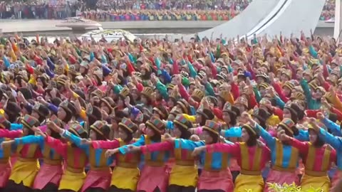 CC : Dance "Ratoh Jaroe" entered the MURI record of 6600 dancers at the 41st of Taman Mini Indonesia