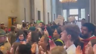 American kids protest at the State Capitol and demand the dissolution of NRA