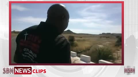 South African Man Stands Up for the Farmers and Exposes Corruption - 4777