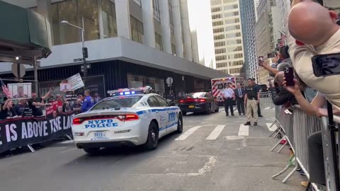 As Trump's motorcade pulled up at the Attorney General's office. Welcomed by "New York hates you."