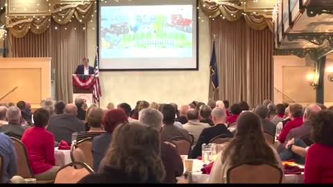 Oz makes final Altoona campaign stop at Red Rally breakfast