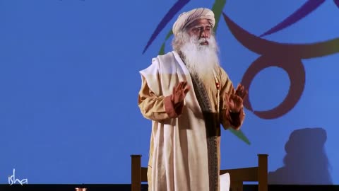 How Do You Get To Know Yourself Fully? - Sadhguru answers at Entreprenuers Organization Meet (English Subtitles)