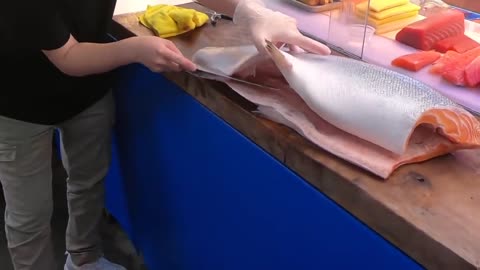 How To Fillet a Whole Salmon | Sashimi & Sushi -Taiwanese street food-5
