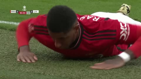 Marcus Rashford misses golden opportunity vs. Liverpool