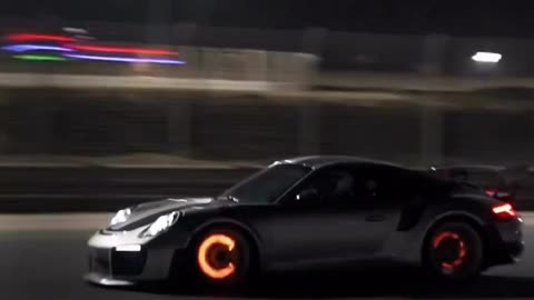 Lighting up the track 🤩 Porsche GT2RS 👿