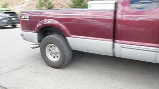 (421) 2002 Ford F-250SD XLT Extended Cab 4WD 7.3L Powerstroke Diesel passing by