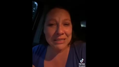 Dopo il disastro di Maui, Kim sfoga la frustrazione di tutti noi su TikTok collegando i puntini.