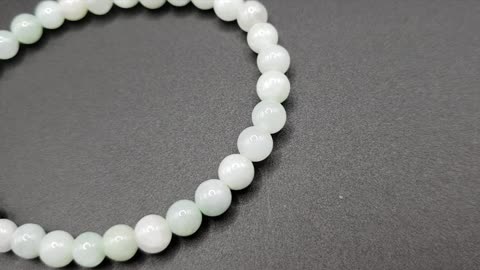 Small Bead Jade Bracelet #jade #jewelry #necklace #pendants #giftideas #bracelet #reels #viral