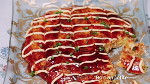 Japanese Okonomiyaki Recipe! How to make Traditional Okonomiyaki Easily at Home