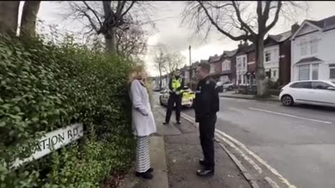 UK Police Arrest Woman for Silently Praying Outside an Abortion Clinic! WTH!