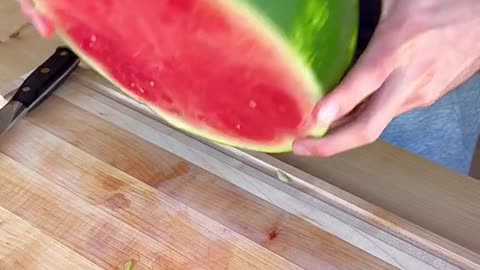 It’s watermelon season 😍🍉