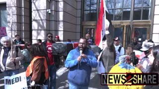 Anti-War protesters march coffins to the Washington Post