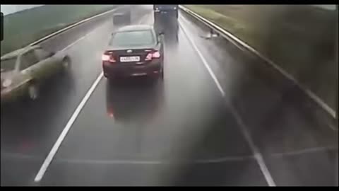 Dangerous Road Accident