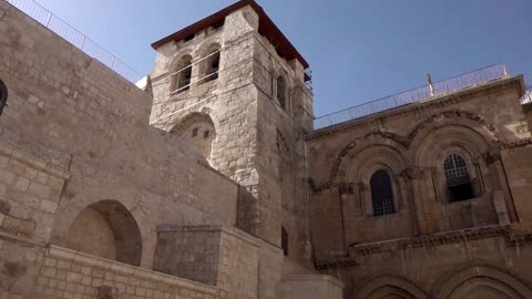 Christians celebrate Holy Fire emergence in Jerusalem