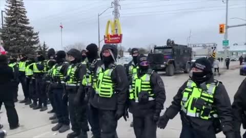 🚔 POLICE PUSHING FORWARD - 🇨🇦AMBASSADOR BRIDGE 🇨🇦